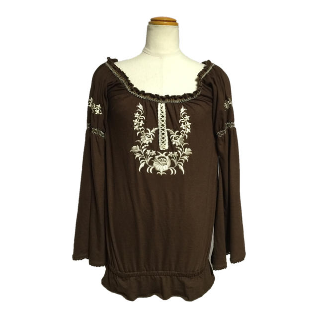リズリサ 服 レディース ☆【送料無料】LIZ LISA(リズ リサ)スモッグネック風刺繍デザインチュニック☆【新品】同様【未使用】タグ付き【2016ss】10P05Dec15